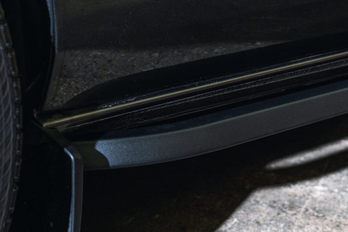Ford Transit Custom Matt Black Trapezoid Sidebars LWB - VanPimps